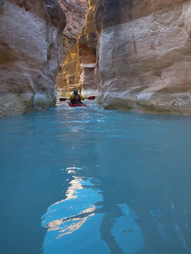 Amazing aqua blue waters of Havasu Canyon